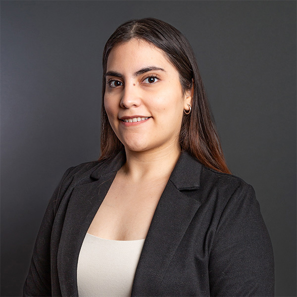 Fernanda Serrano, Associate